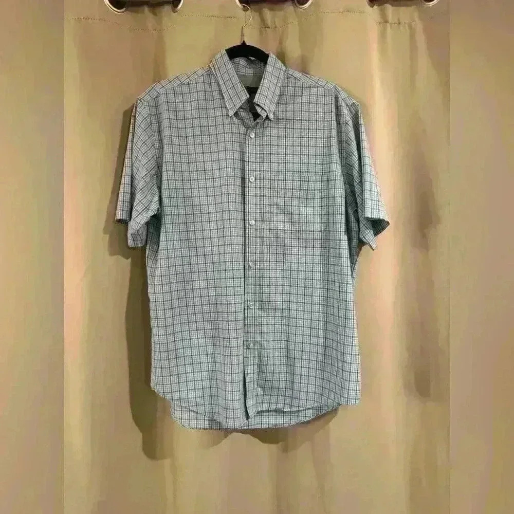 Men’s Blue Plaid Van Heusen Button Down